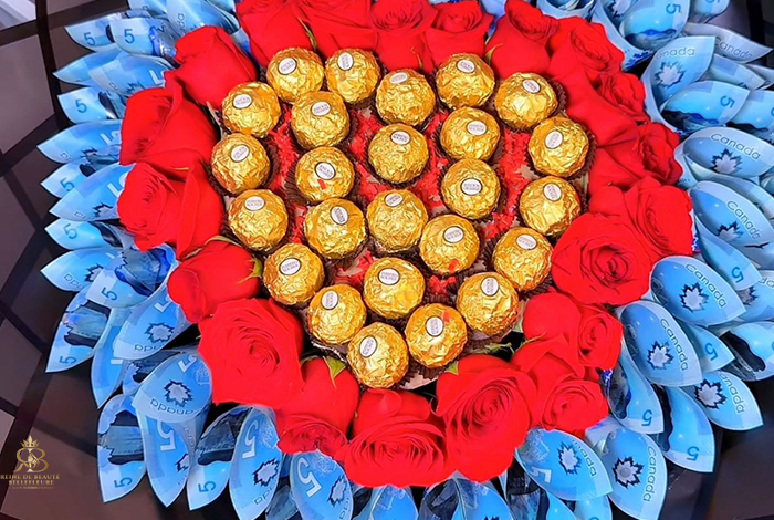 bouquetd'argent Bouquet Luxe Roses Rouges, Chocolats Ferrero Rocher et Billets – Image 1