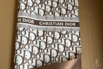 Papier Cadeau Luxe Style Christian Dior – Lot de 20 Feuilles 58x58 cm