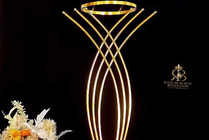 locobjetlumineuxdetable Centre de Table Design Métal – Support à Fleurs Doré ou Blanc (Location) – Image 1